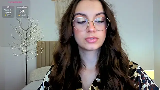 Real_cutie1 webcam