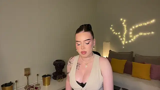 mistress_of_hearts webcam