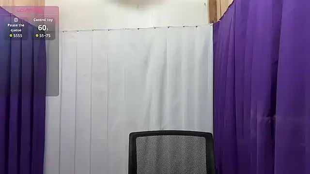 Lovely_apple19 webcam