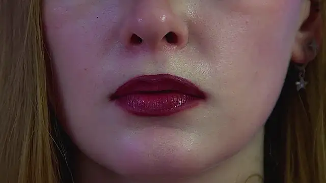 AgataFoxley live cam on StripChat
