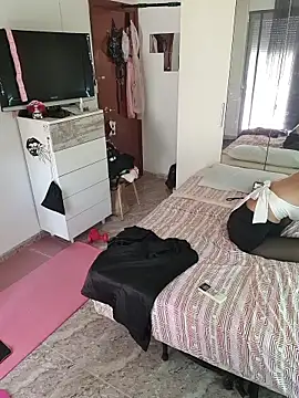 SweetSun69 webcam