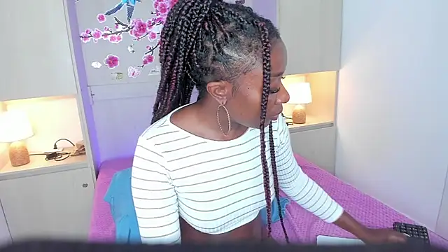 TaylorBloom webcam