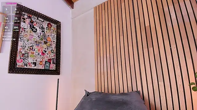 honeyhot69__ webcam