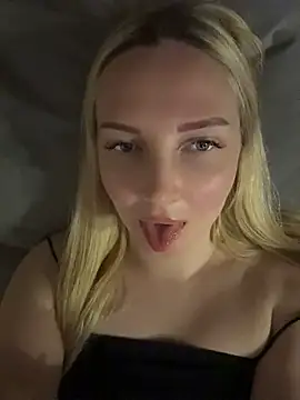 Aleksandrakis live cam on StripChat