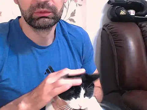 Leo_1617 webcam