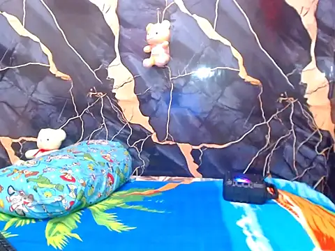 indianerotica69 webcam