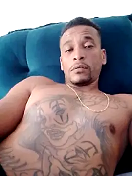 Rodr_go14 live cam on StripChat