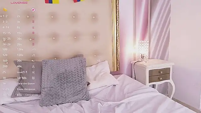 ninaBravu webcam