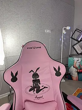 KimEvanss webcam