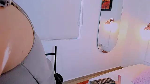 Karen_Celeste3 webcam