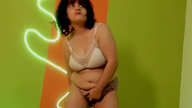 BellllaHoney webcam