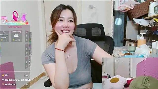 sallycui live cam on StripChat