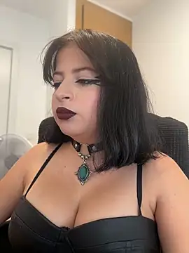 Noire_Mistress live cam on StripChat