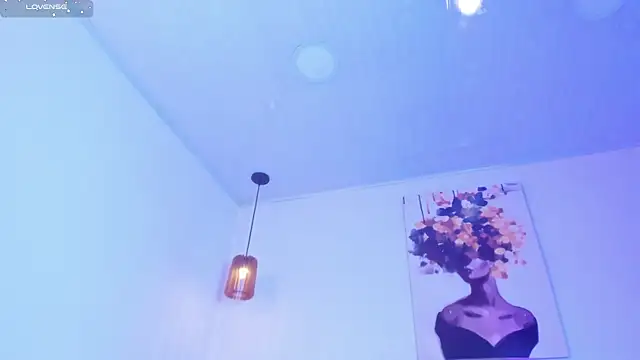 dolly_zoe webcam