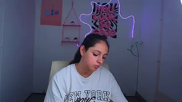 KissMeJulia webcam