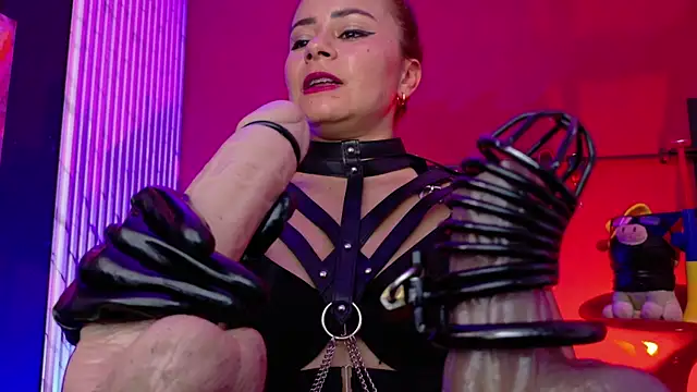 MistressSlut1 webcam
