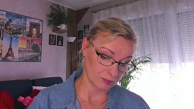 vanessa_chat