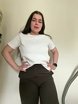 EllyNora webcam