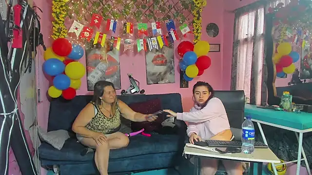 lesbiancuple webcam