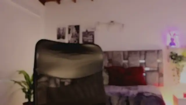 emilyrouxe webcam