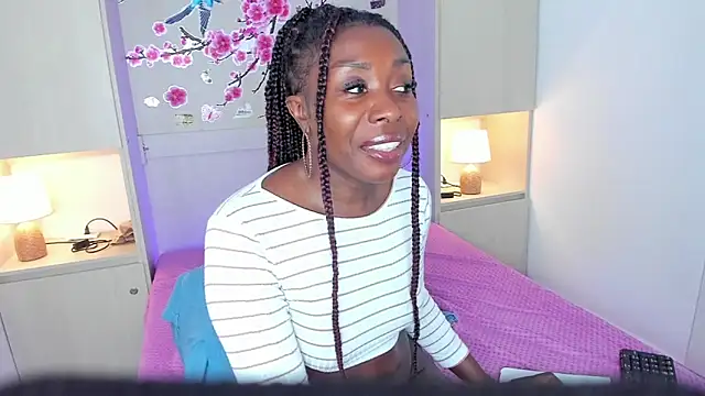 TaylorBloom webcam