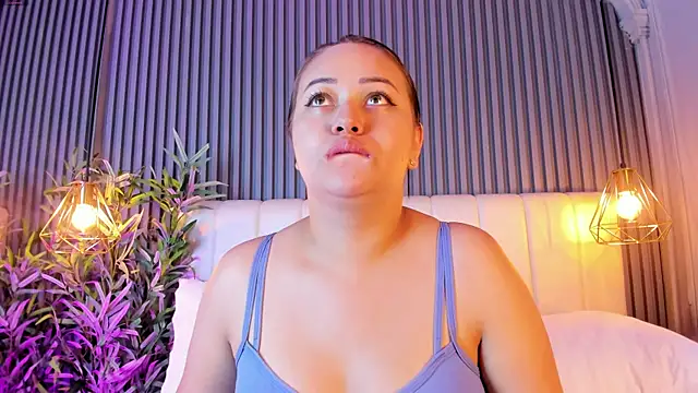 AnaisClark webcam
