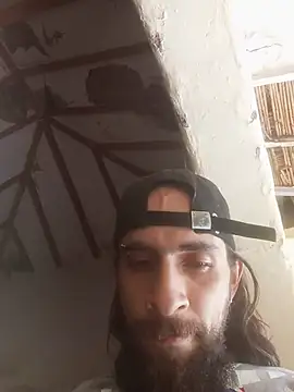 hairy_mannn webcam