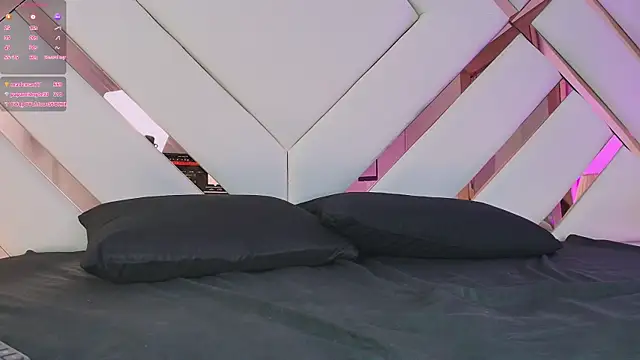 Noa_butterfly_ webcam