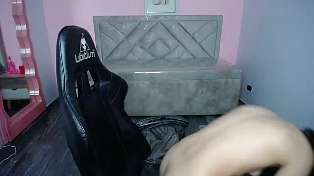 KiaraStar_ch webcam