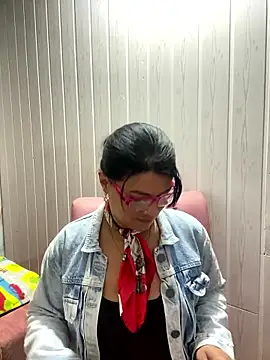 selin_sweet9 - Selin_Sweet9's free webcam - UK Sex Cams