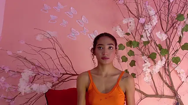 Charlotte_Love10 webcam
