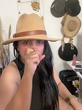 hotadhara01 webcam