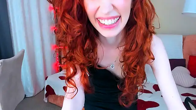 ChristinaConteeree webcam