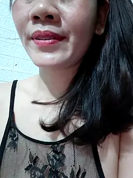 Singlemom69xx webcam
