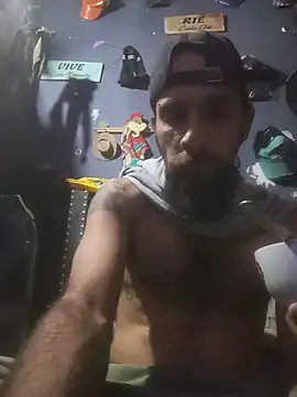 hairy_mannn webcam