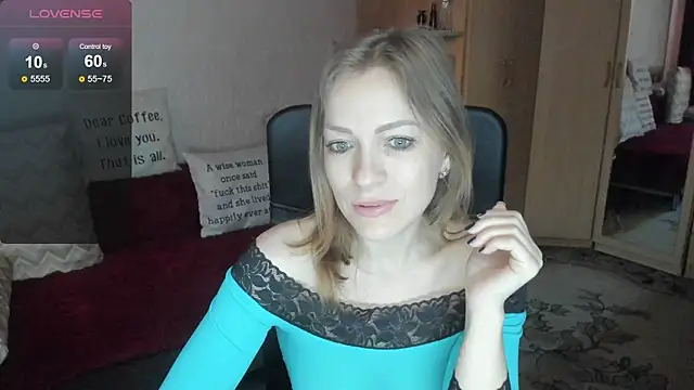 Tiffany_Bates webcam