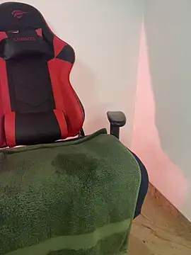 curvy_erotic1 webcam