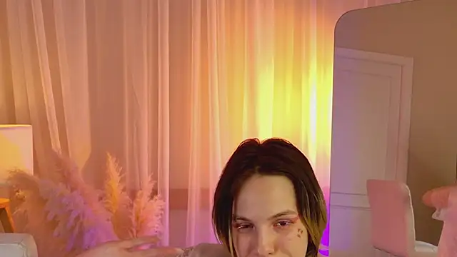 true_voice webcam