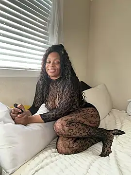 CaliBabiethe1 webcam