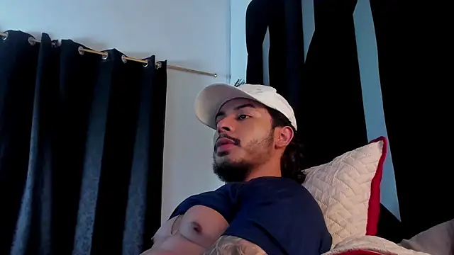 Justin_WhiteJS webcam
