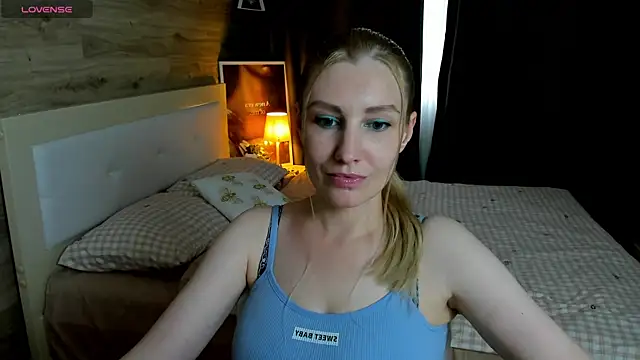 ReginaAmour webcam