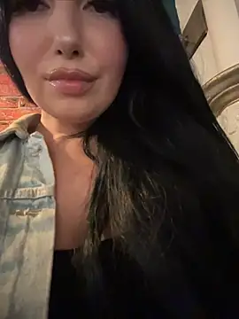 Tisha_Busty