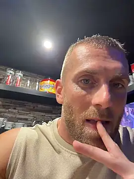 trainwithme's live cam
