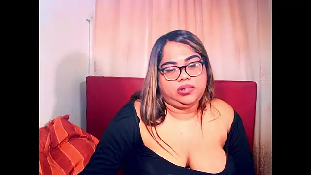 Indian_Lola00 webcam
