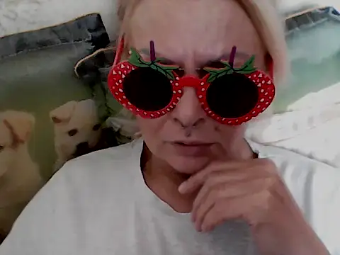 Gardener_of_Illusions webcam