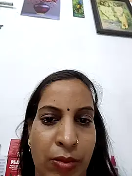 Sexy-Kajal2 webcam