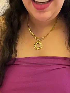 Bold-arabic-vibes webcam
