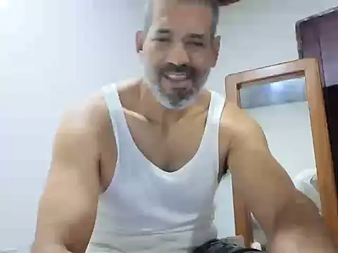 jackbigcock11 webcam
