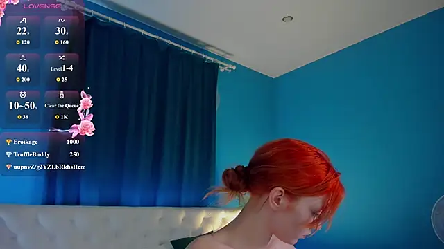 Linablueeyed webcam