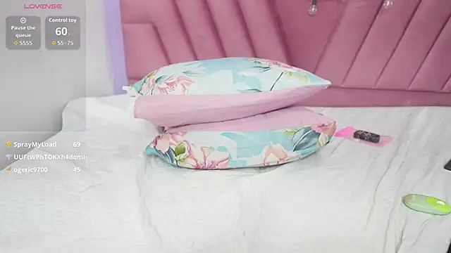 hornybarelylegalgirl webcam